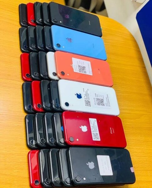 IPHONE XR 128GB