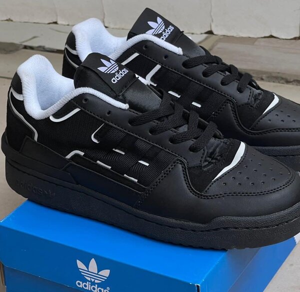 Adidas Forum 