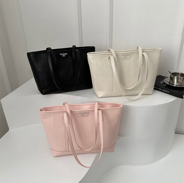 Tote bags