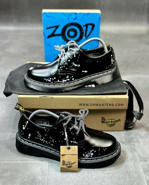DR Martens Boots
