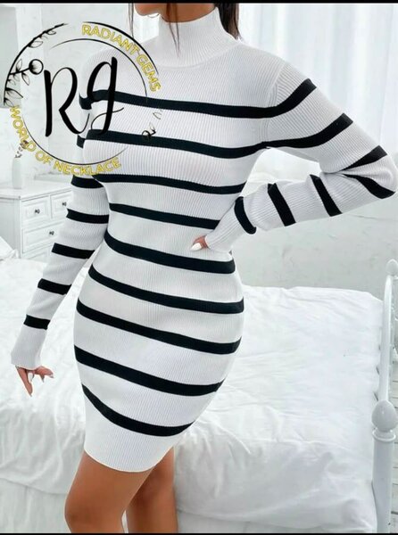 Robe Pull Rayée Sans Manches