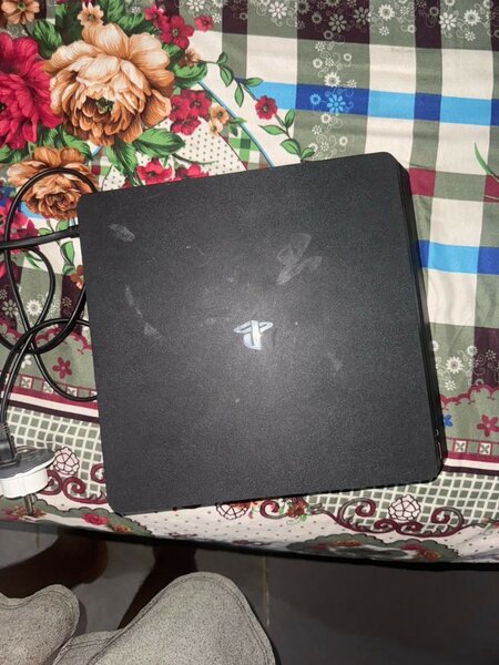 PS4