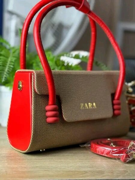 Sac à main tendance en cuir ZARA