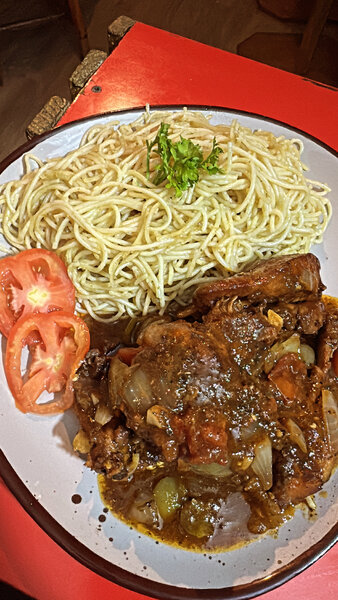 Spaghetti et Ragoût Savoureux