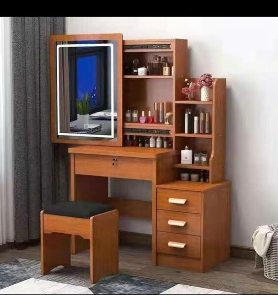 Dressing mirror