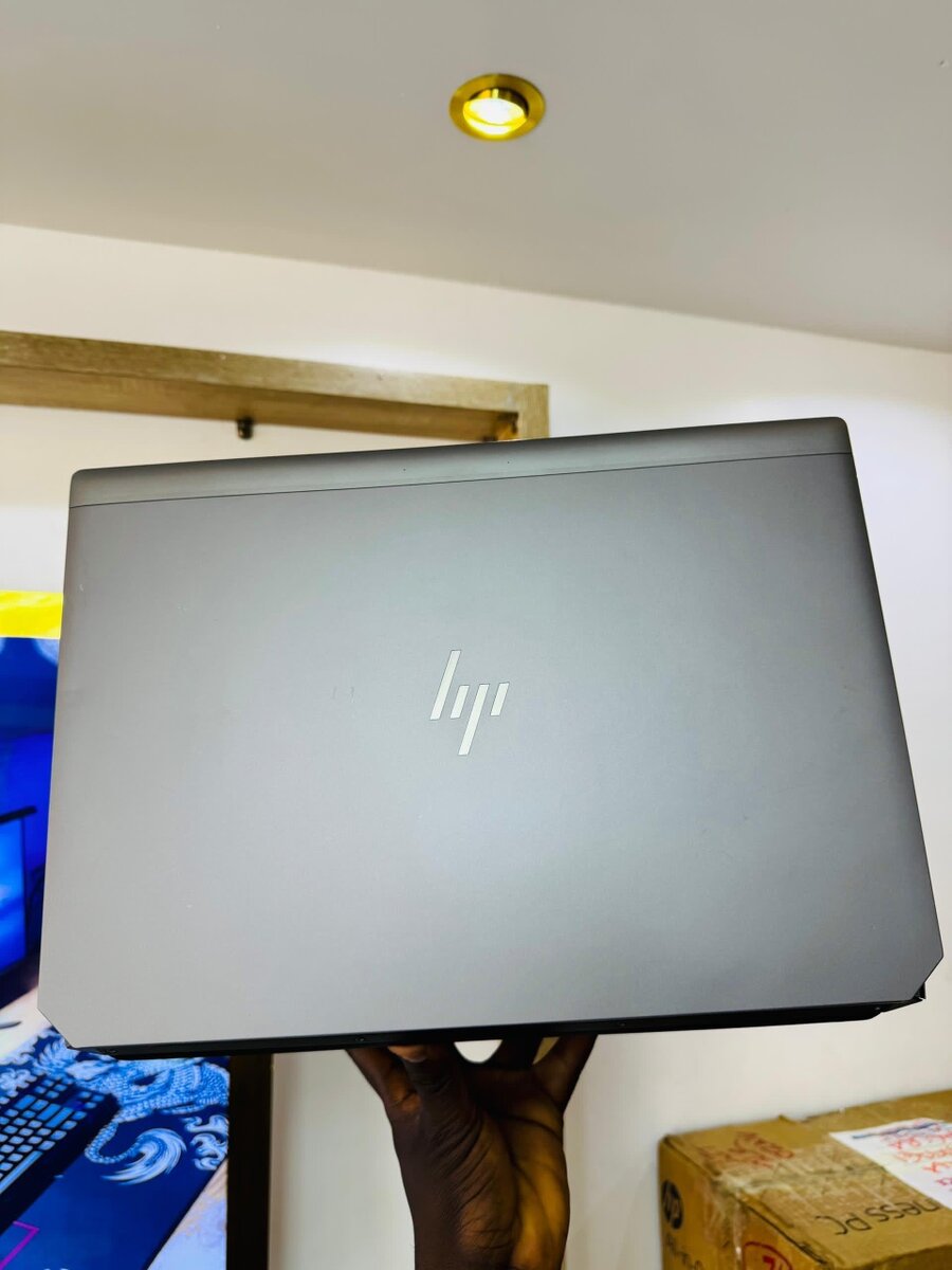 HP ZBOOK 15 G6 ( PREMIUM EDITION)