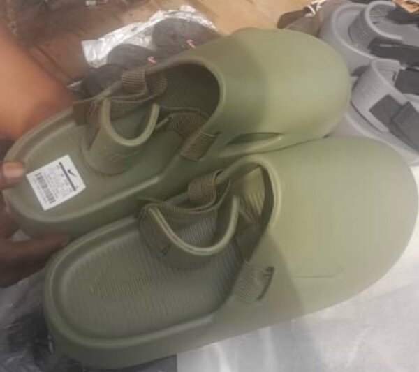 Croc calm sandals