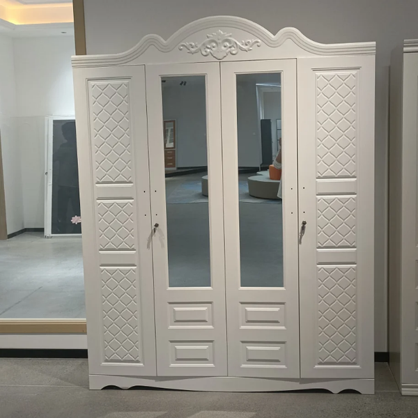 Armoire blanche élégante