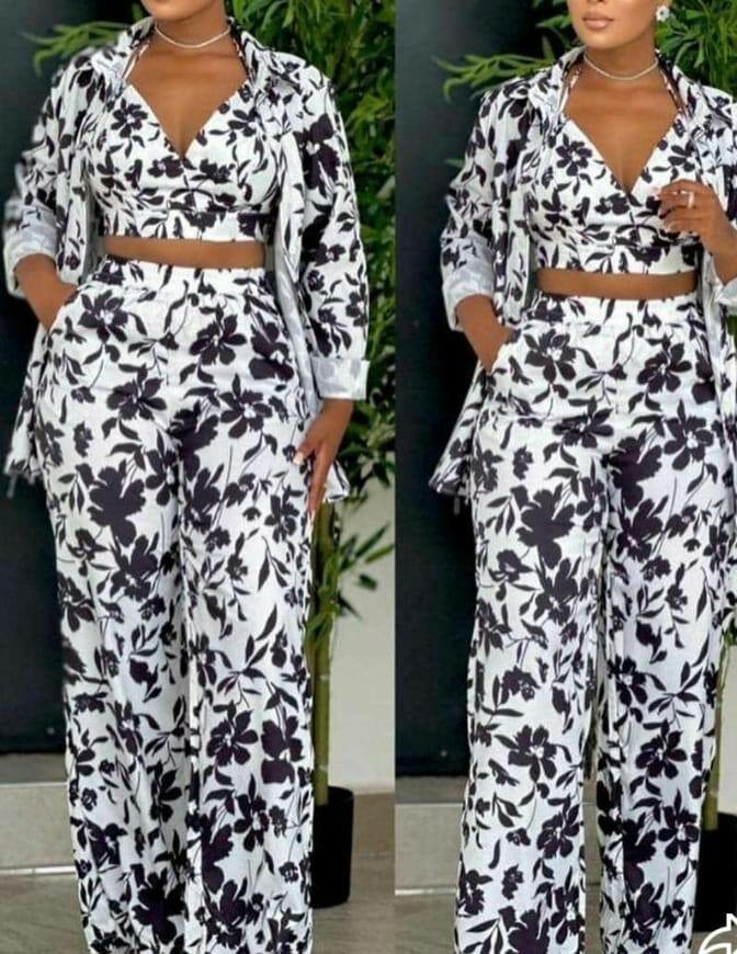 Tenue deux pièces fleurie femme
