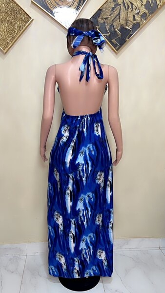 Backless Bubu
