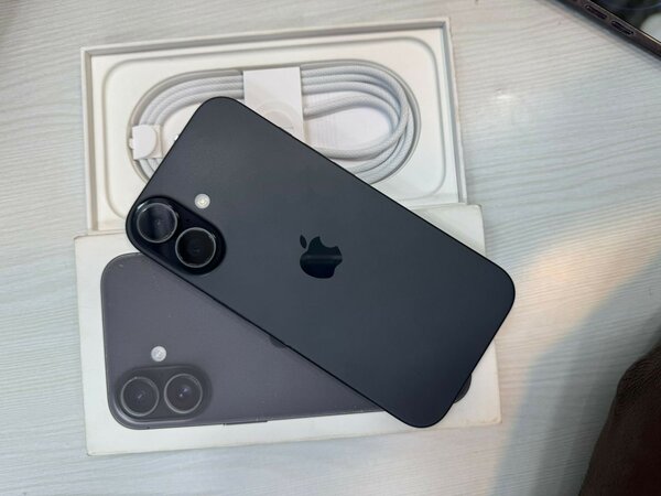 iPhone 15