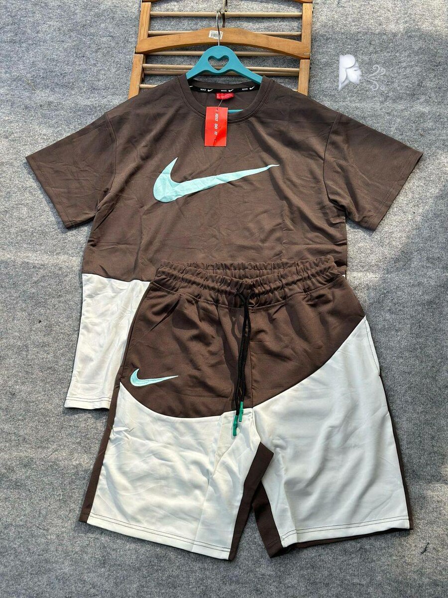 Ensemble de sport pour hommes