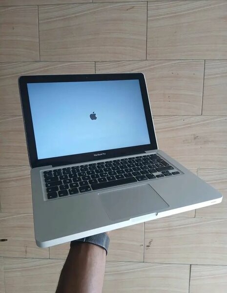 MacBook Pro 13' - Refurbished