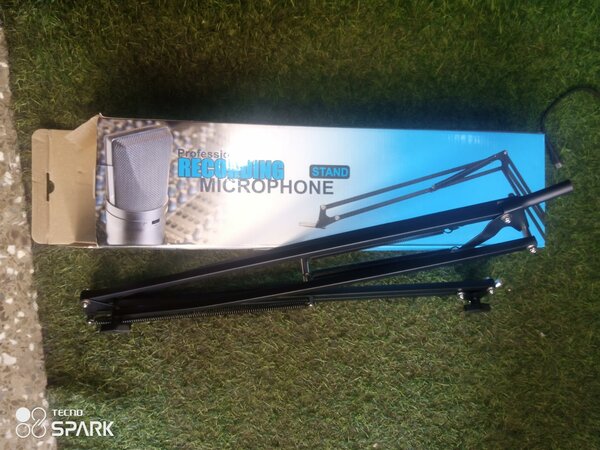 Studio mic stand