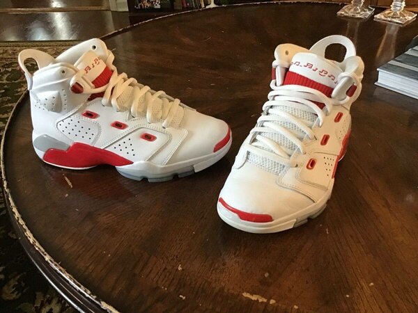 AIR JORDAN SNEAKER