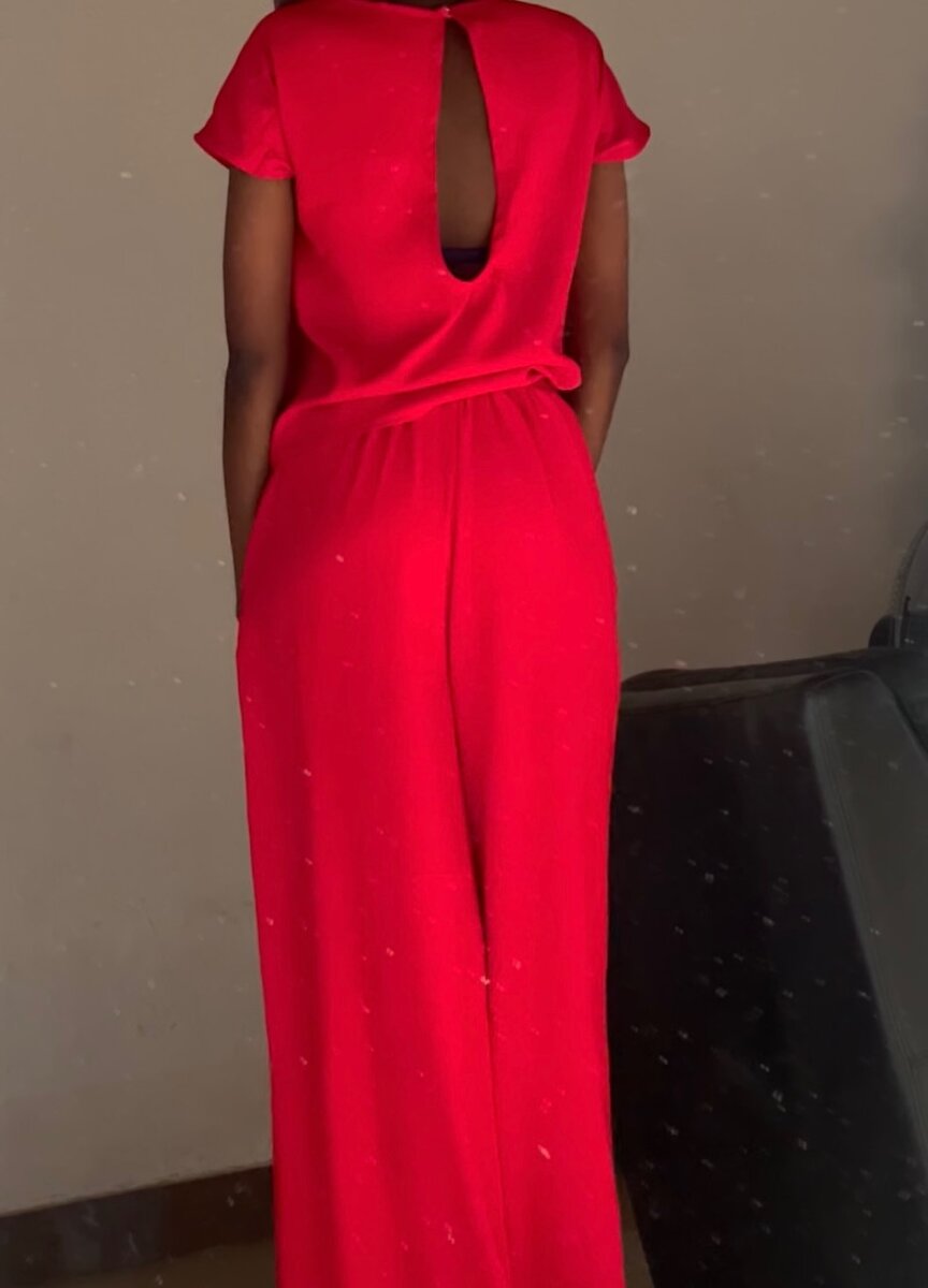 Ensemble élégant rouge