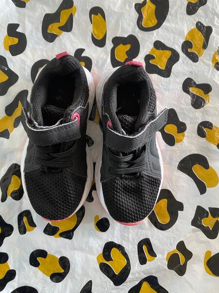 Baby shoe