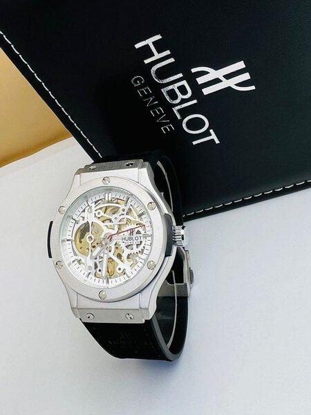 Montre hublots