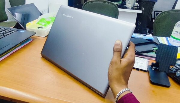 Lenovo i5 Slim Tactile