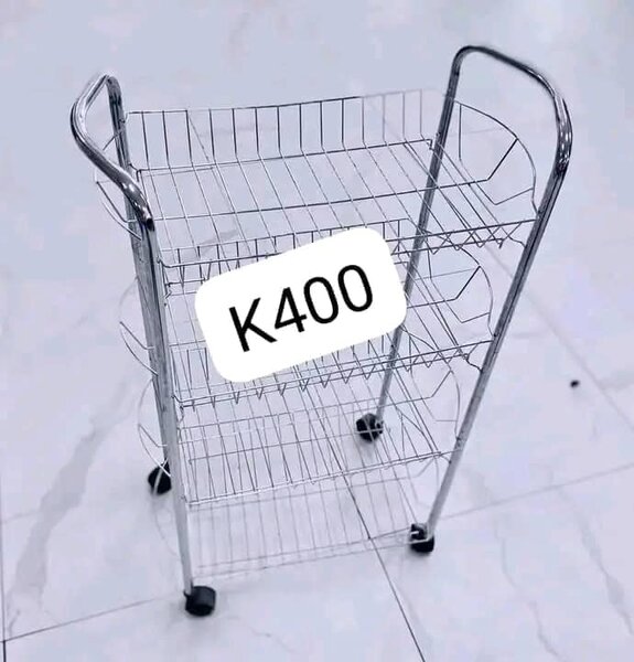 Shelf on wheels