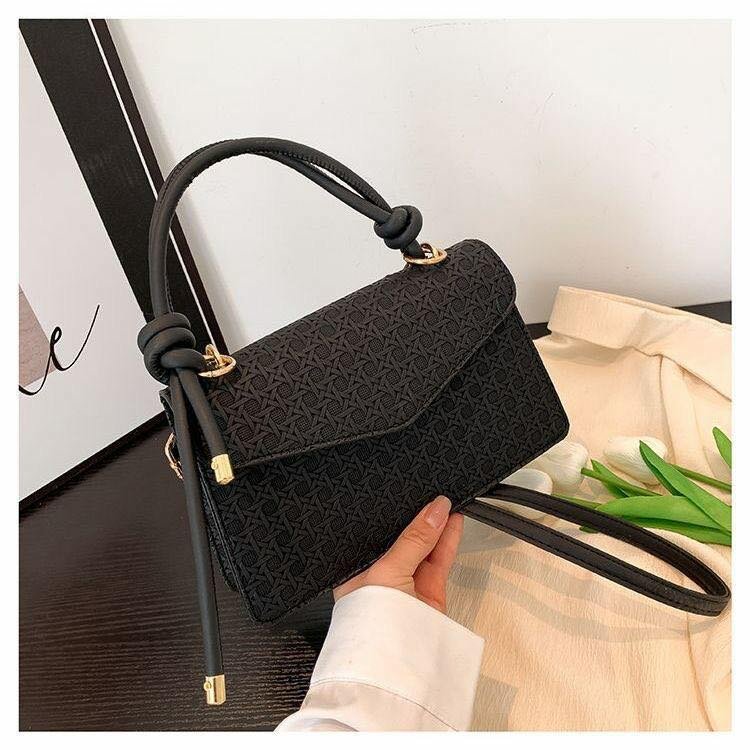 Hand bag