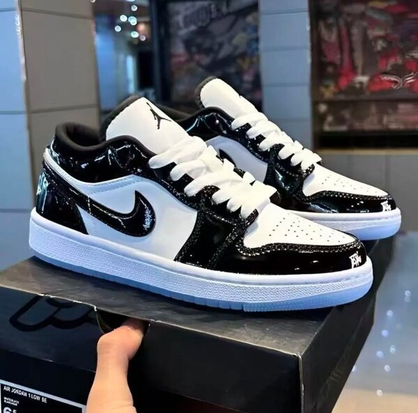 Air Jordan 1 low