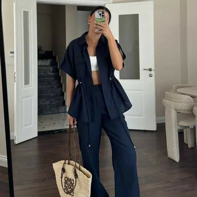 Two pieces suit