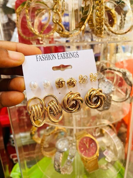 Earring