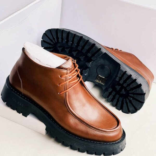 Guess boots