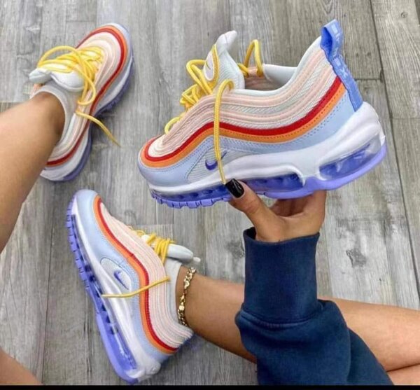 Unisex sneakers