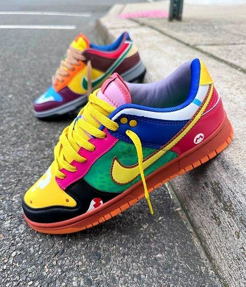 NIKE SB DUNK