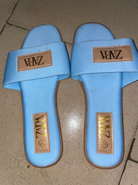 Sandales