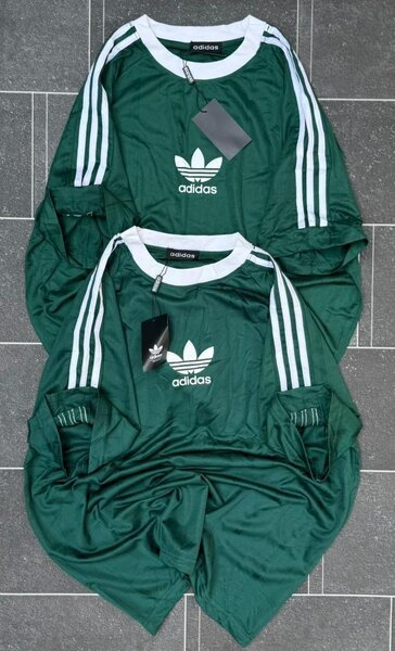Tee-shirts Adidas