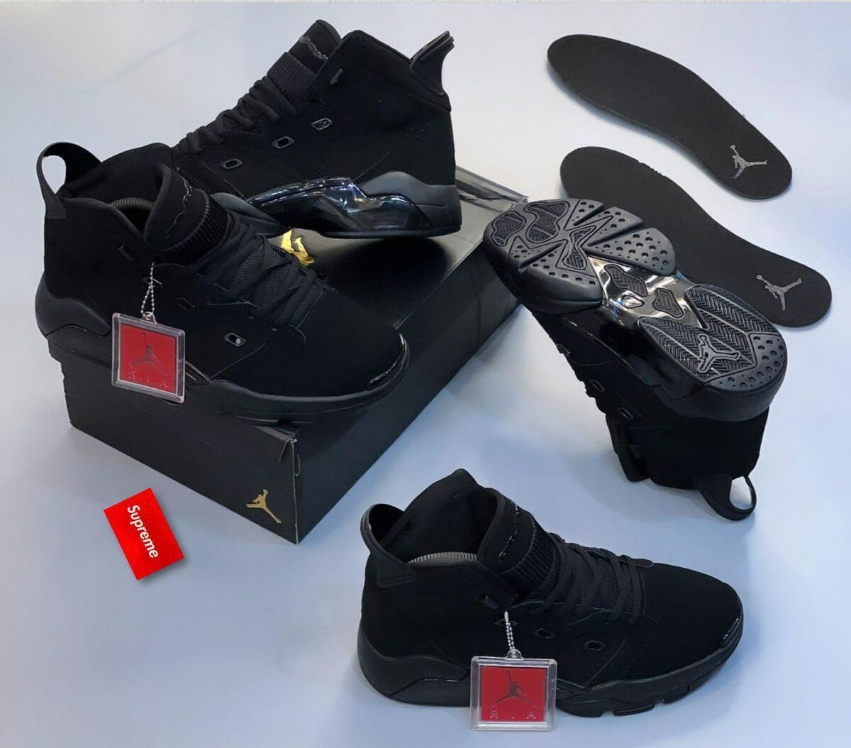 AIR JORDAN SNEAKER
