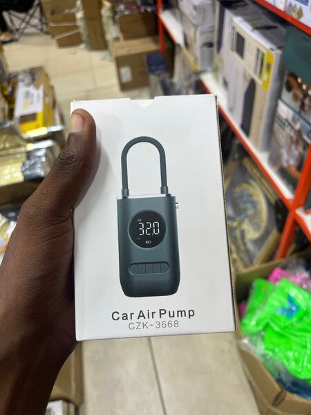 pompe à air pour pneus de voit