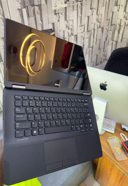 DELL LATITUDE