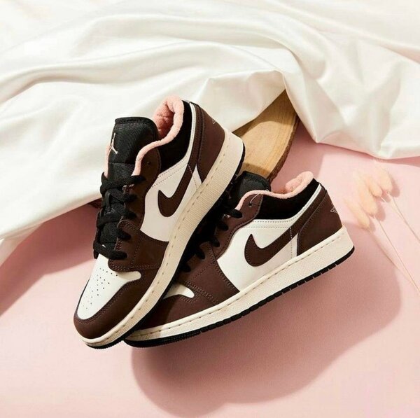 AIR JORDAN 1 LOW