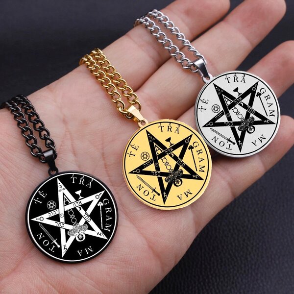 Mens necklace