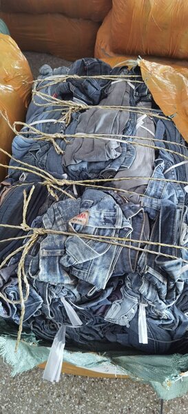 Foss jeans