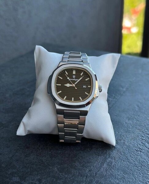 Montre poedegar