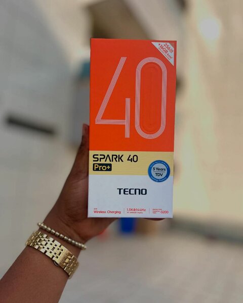 Tecno Spark 40 pro Plus 128GB
