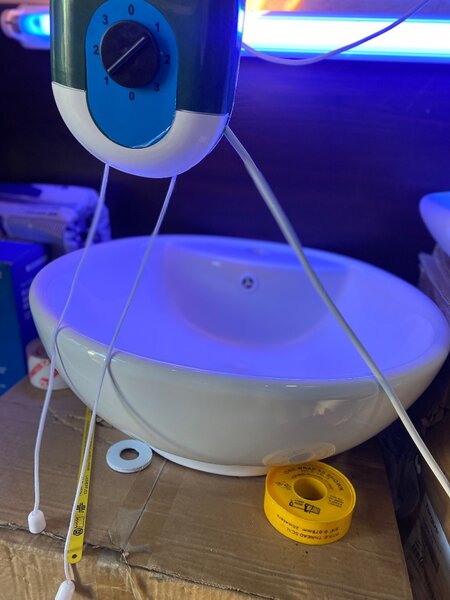 Handwashing basin