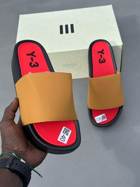 Y 3