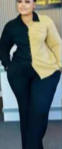 Tailleur-pantalon femme avec chemise noire et jaune