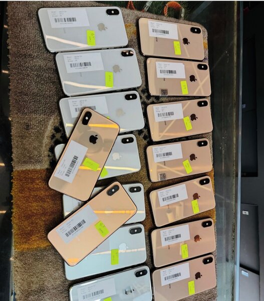 iPhone XS Max 64gig