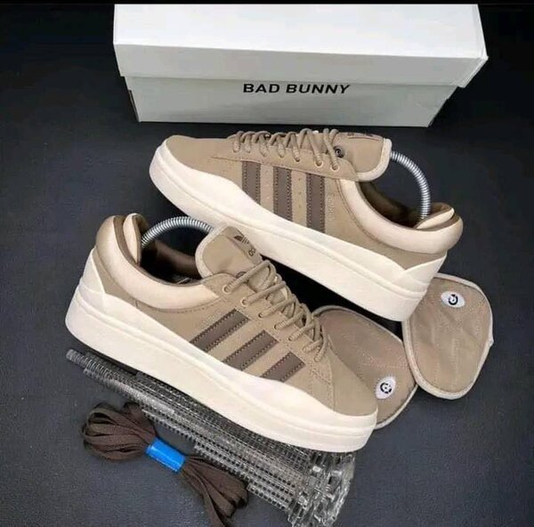 Adidas campus