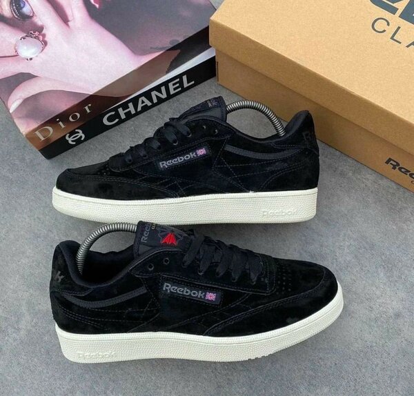 REEBOK CLASSIC