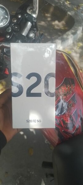 Samsung s20fe