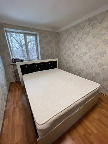 Кровать
