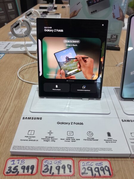 Samsung Z Fold6